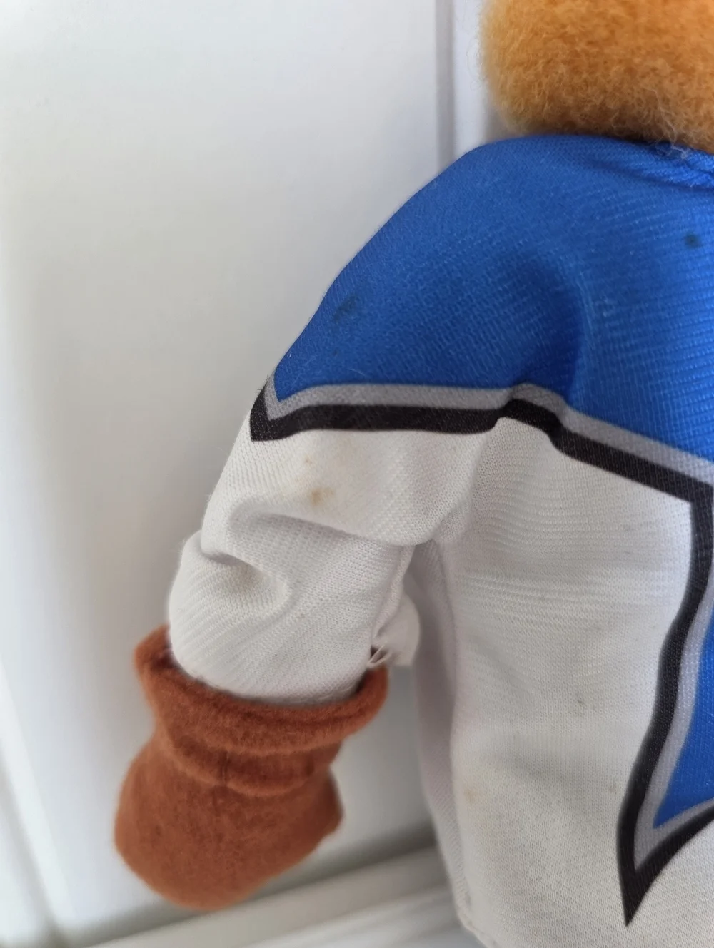 Mcdonalds 1995 The Muppets Fozzie Bear NHL Hockey Plush Stuffed Animal Toy 12" - Picture 5 of 12